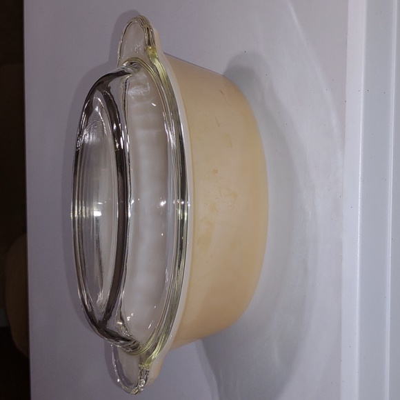 Vintage Fire King Anchor Hocking 467 Oval Casserole w/lid Copper Peach 11 - 2 qt - Picture 1 of 13